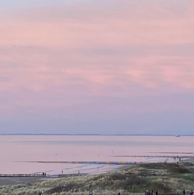 Zicht Op Zee - Blick Aufs Meer - Stylish Apartment With Spectacular Views Cadzand Exterior photo